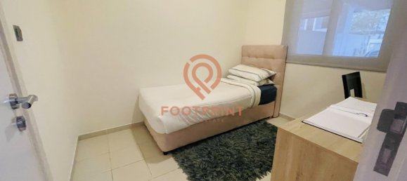 5 bedrooms Townhouse in Dubai, UAE No. 24448 3