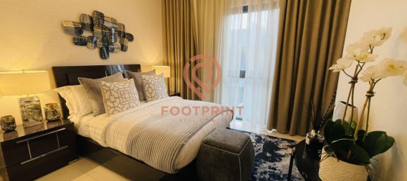 5 bedrooms Townhouse in Dubai, UAE No. 24448 12