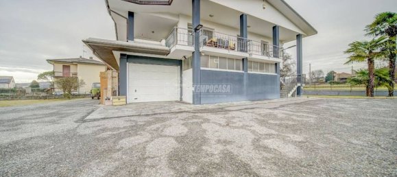 Villa T2 em Sesto Calende, Italy N.º 170617 2