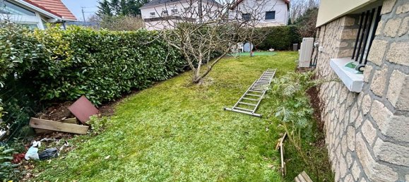 2 bedrooms House in Carrieres-sous-Poissy, France No. 167632 11