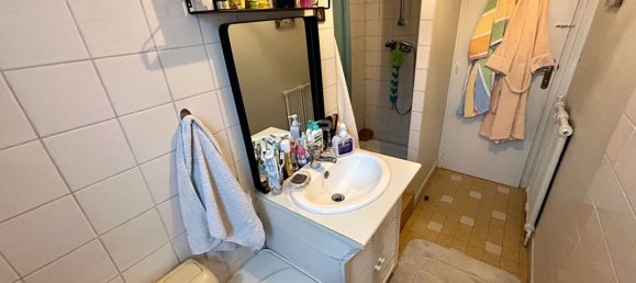 2 bedrooms House in Carrieres-sous-Poissy, France No. 167632 6