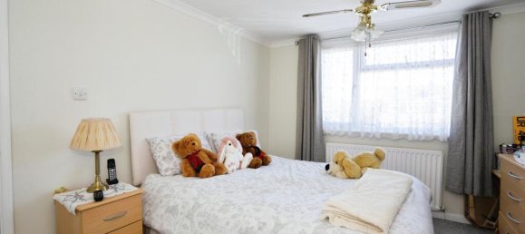 3 Schlafzimmer Haus in Goring, United Kingdom, Nr. 10734 9