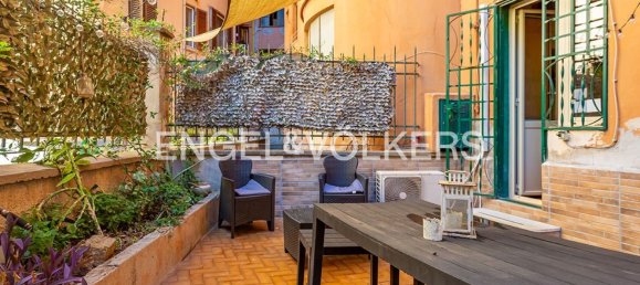 2 rooms Apartment in Rome, Italy No. 299343 4