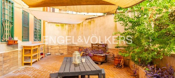 2 rooms Apartment in Rome, Italy No. 299343 3