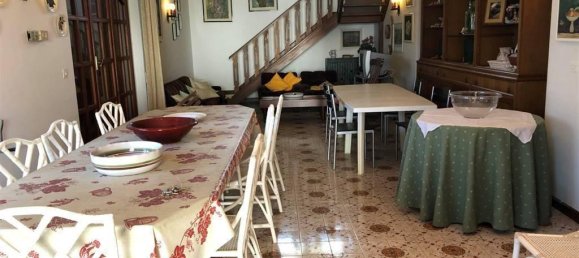 8-Zimmer Villa in Trecastagni, Italy, Nr. 70119 2