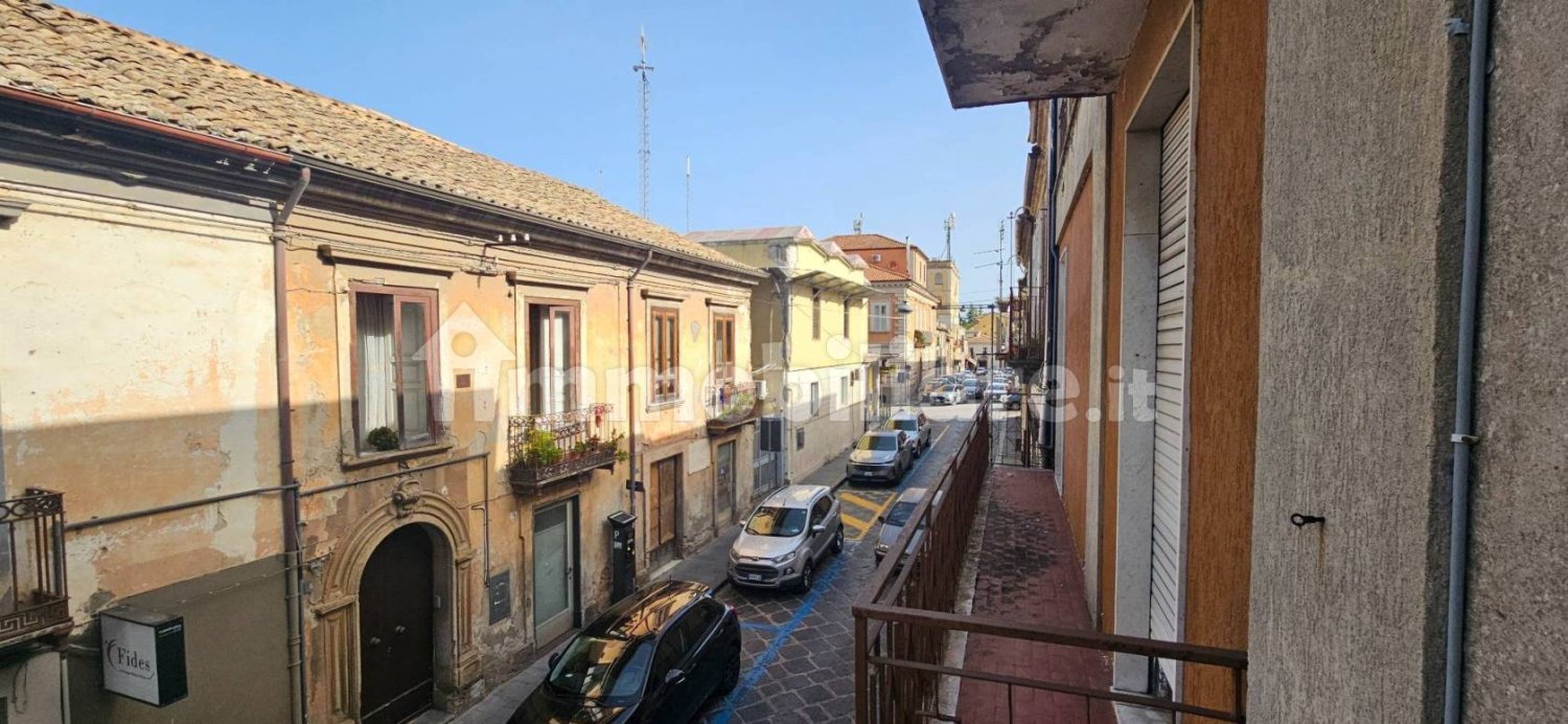 3 bedrooms House in Vibo Valentia, Italy No. 339514