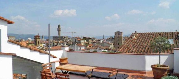 2 bedrooms Penthouse in Florence, Italy No. 378319 3