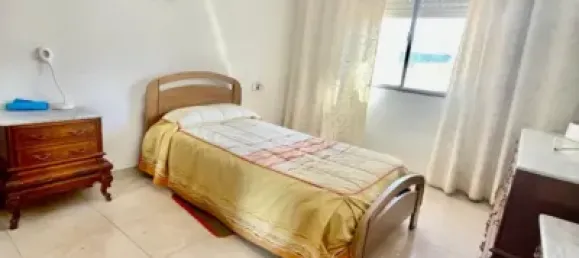 4 bedrooms Apartment in Cordoba, Spain No. 179864 3