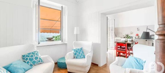 3 Schlafzimmer Wohnung in Carro, Italy, Nr. 281569 11