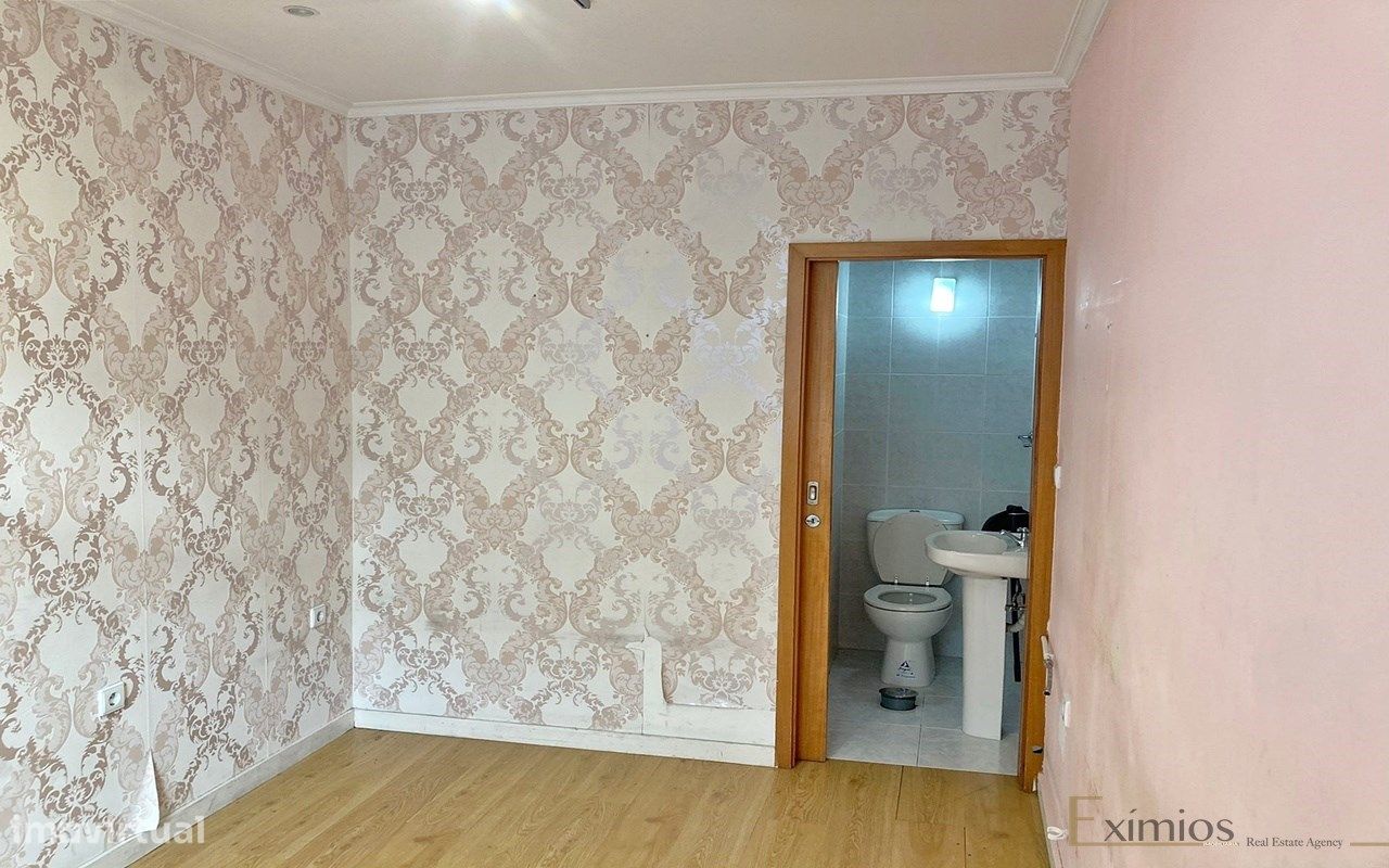14m² Commercial property in Vila do Conde, Portugal No. 308358