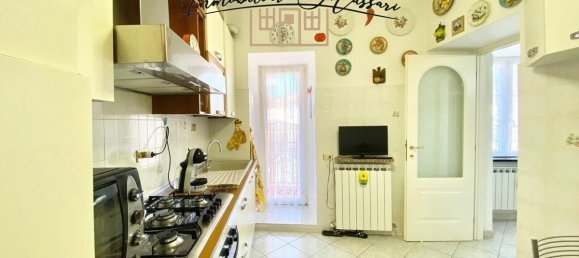 4 Schlafzimmer Wohnung in Brugnato, Italy, Nr. 329206 11