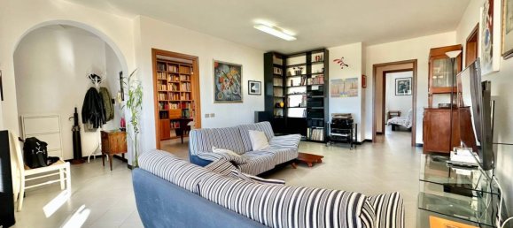 4 bedrooms Apartment in Nettuno, Italy No. 44111 2