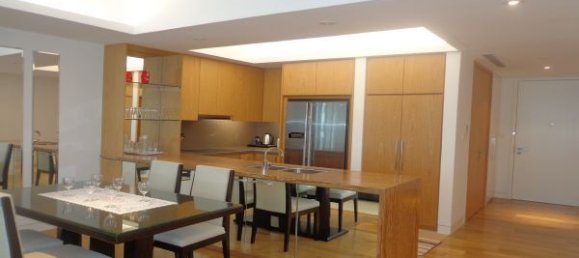 3 bedrooms Apartment in Cau Giay, Vietnam No. 5548 4