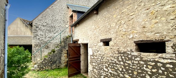 4 Schlafzimmer Haus in Binas, France, Nr. 45698 17