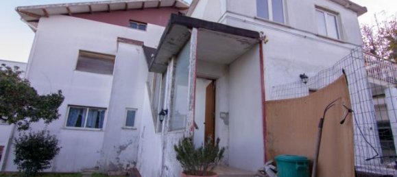 5 rooms Villa in Montesilvano, Italy No. 253488 3