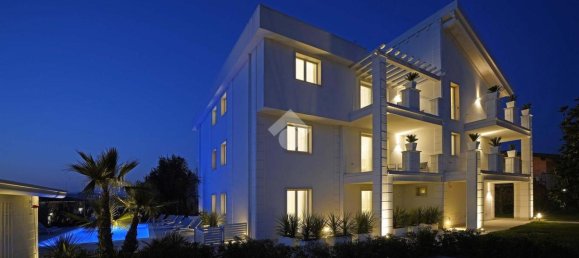 2 rooms Apartment in Lonato del Garda, Italy No. 75521 2