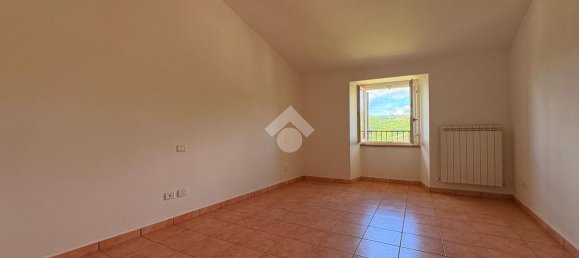 5-Zimmer Wohnung in Nocera Umbra, Italy, Nr. 173899 11