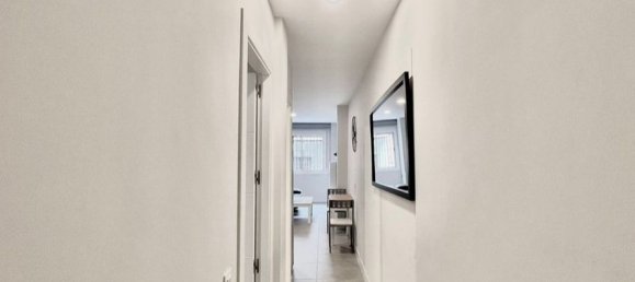 Apartamento de 2 dormitorios en Fuengirola, Spain No. 54060 14