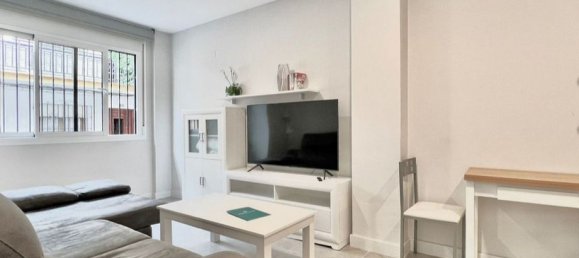 Apartamento de 2 dormitorios en Fuengirola, Spain No. 54060 2
