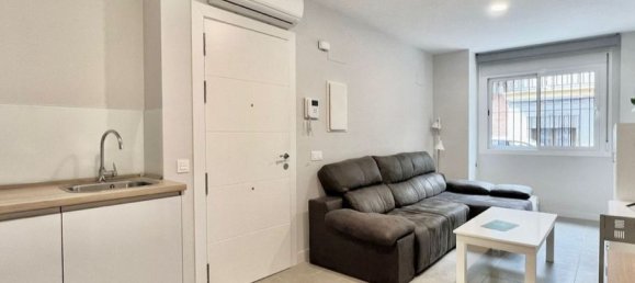 Apartamento de 2 dormitorios en Fuengirola, Spain No. 54060 5