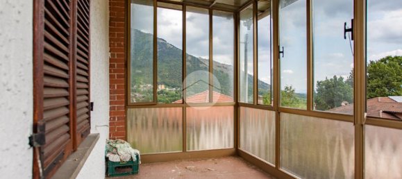 2 bedrooms House in Val della Torre, Italy No. 305701 16