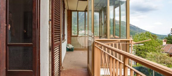 2 bedrooms House in Val della Torre, Italy No. 305701 17