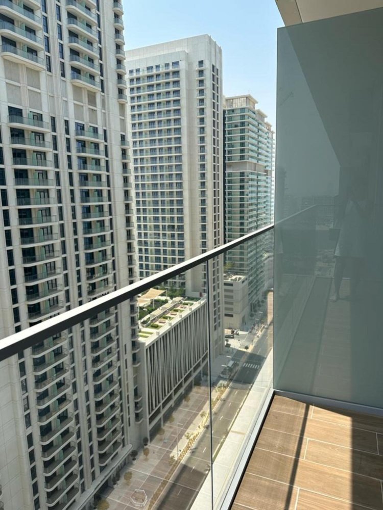 Apartamento T1 em Dubai, UAE N.º 20843