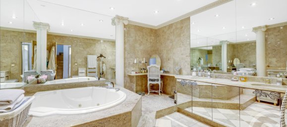 7 غرف نوم منزل في Montrouge, France رقم 167273 20