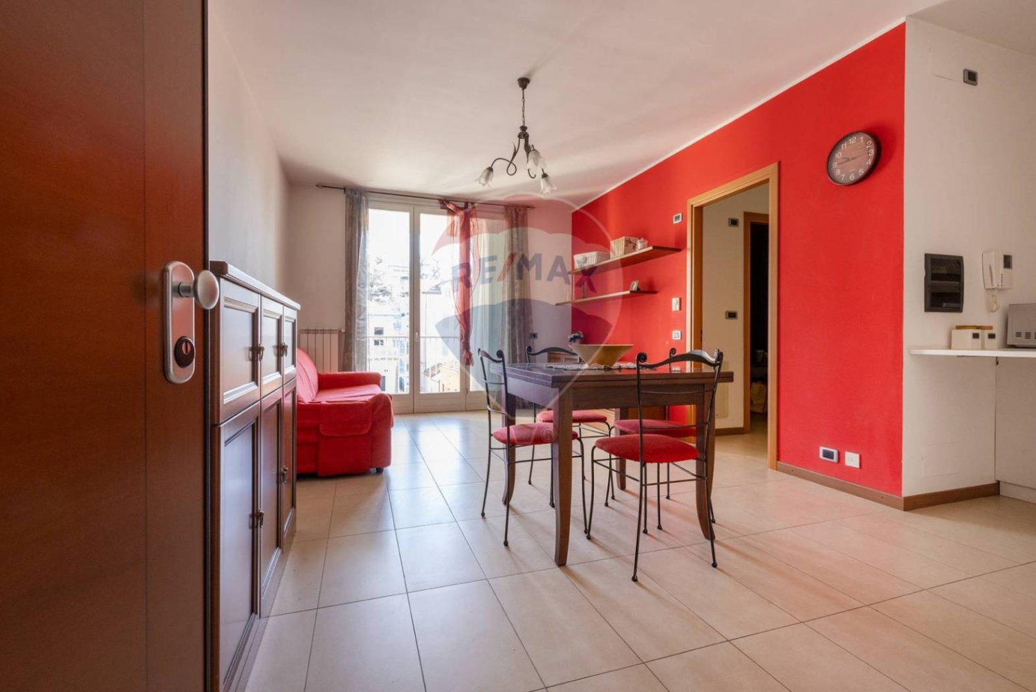 Квартира с 1 спальней в Сомма Ломбардо, Италия № 259497