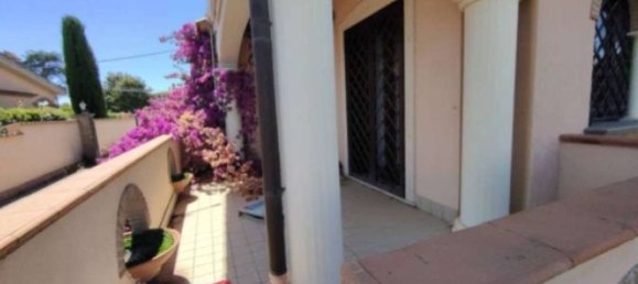 Casa de 6 divisões em Ardea, Italy N.º 12423 17