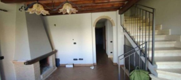 Casa de 6 divisões em Ardea, Italy N.º 12423 20