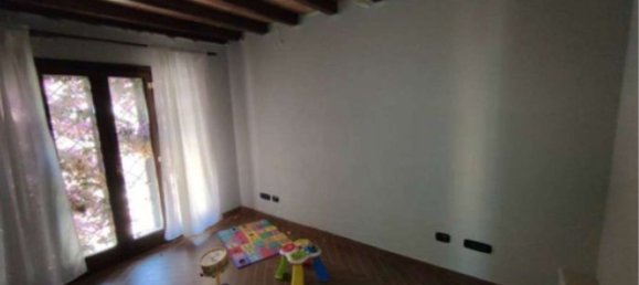 Casa de 6 divisões em Ardea, Italy N.º 12423 24