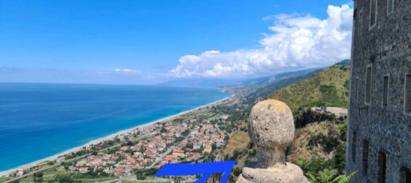 4 bedrooms House in Fiumefreddo Bruzio, Italy No. 262003 14