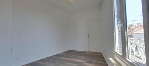 2 Schlafzimmer Wohnung in Montreuil, France, Nr. 309283 4