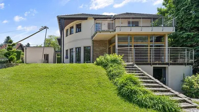 Вилла с 6 спальнями в Пенцинг, Австрия № 211987