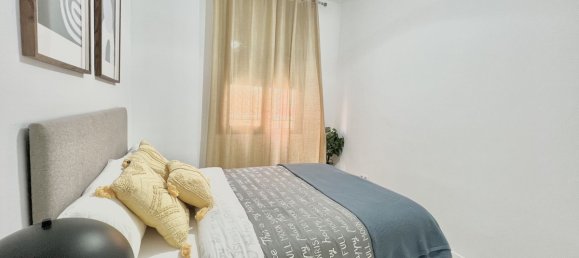 Apartamento de 15 dormitorios en Málaga, Spain No. 29798 33