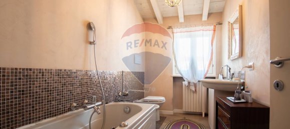 Дом с 4 комнатами в Оспиталетто, Италия № 269674 21