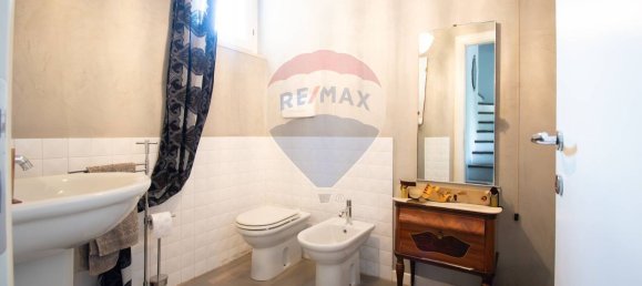 Дом с 4 комнатами в Оспиталетто, Италия № 269674 13