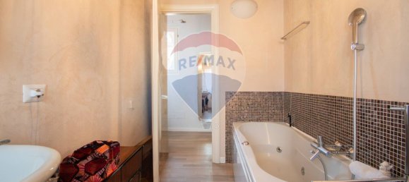 Дом с 4 комнатами в Оспиталетто, Италия № 269674 22