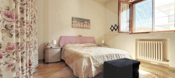 2غرفة عقار تجاري في Triggiano, Italy رقم 26902 2