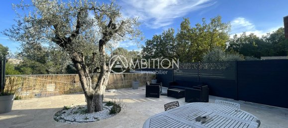 2 bedrooms House in Fayence, France No. 284812 2