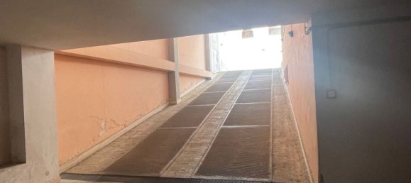 Garaje en Brindisi, Italy 16 m² No. 316626 10