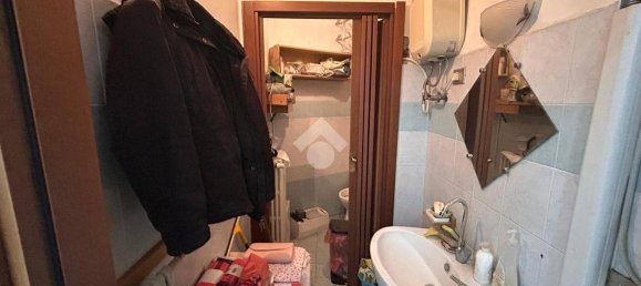 2-Zimmer Gewerbliche Immobilie in Monza, Italy, Nr. 208413 11