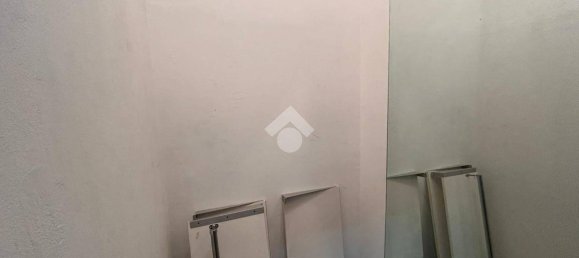 2-Zimmer Gewerbliche Immobilie in Monza, Italy, Nr. 208413 9