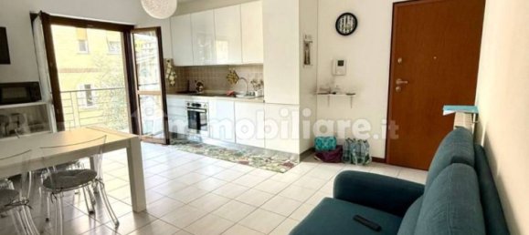 Apartamento de 2 dormitorios en Monterotondo, Italy No. 267392 3