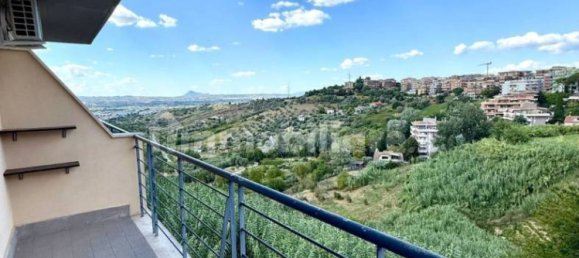Apartamento de 2 dormitorios en Monterotondo, Italy No. 267392 12