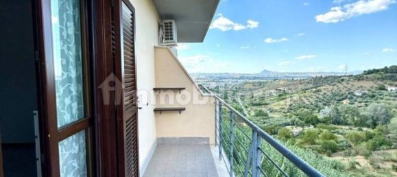 Apartamento de 2 dormitorios en Monterotondo, Italy No. 267392 13