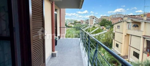 Apartamento de 2 dormitorios en Monterotondo, Italy No. 267392 7