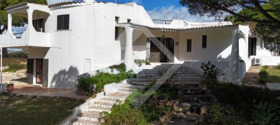 4 bedrooms Villa in Faro, Portugal No. 195015 2