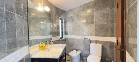 4 bedrooms Villa in Faro, Portugal No. 195015 8